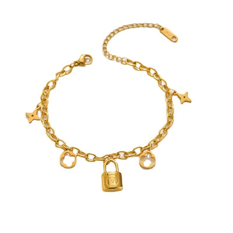 Golden Signature V Bracelets